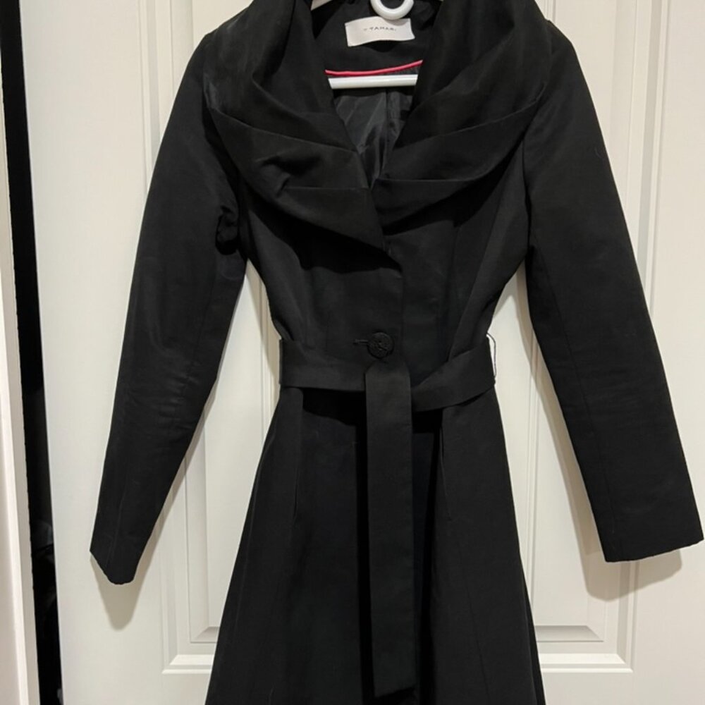 Black Tahari trenchcoat, XS, belt, puff-and-pleated statement collar